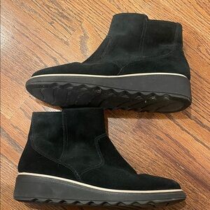 Collection by Clarks Sharon Swing Wedge Bootie, Women's Size 8.5, MSRP $130